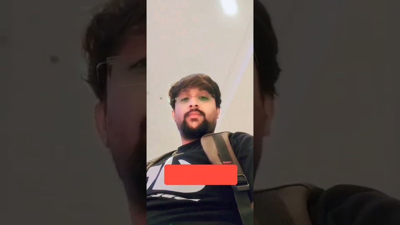 Dubai MALL IN HOTEL Take A Refreshment