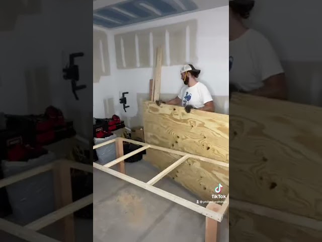 Clever DIY Dining Room Table: Build Your Own!