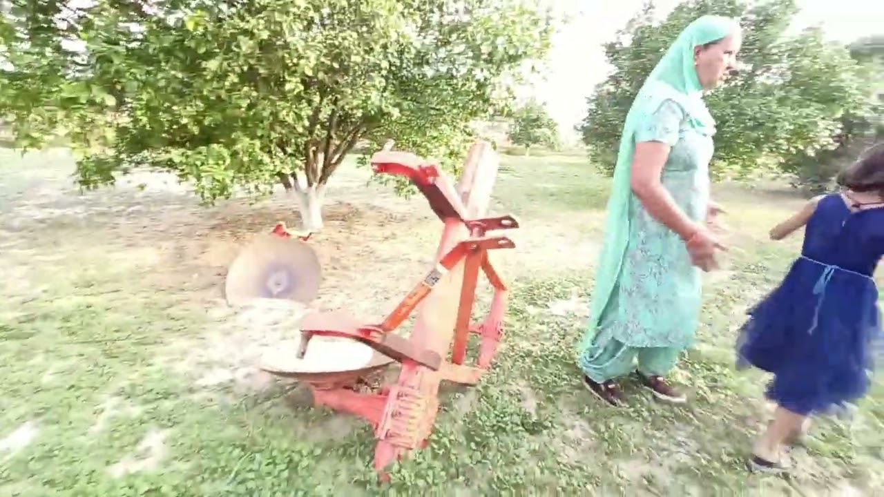 # गांव की पुरानी यादें और बच्चे  कितने छोटे हैं उस समय बहुत अच्छा लगता हैं इनकी बातें सुन कर 🥰🥰