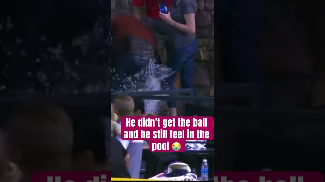 Baseball fan tries to retrieve Diamondback home run ball, falls in pool instead😭 