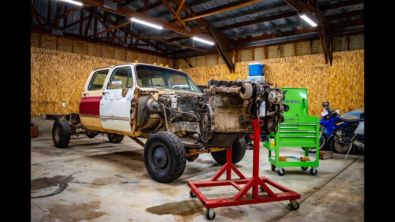 THE CREW CAB SQUARE BODY IS GETTING A CUMMINS SWAP!!! YouTube