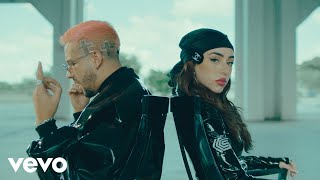 Смотреть клип Nicki Nicole, Mora - Toa La Vida (Official Video)