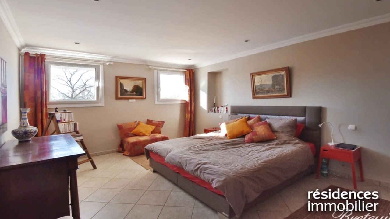 STJEANDELUZ MAISON A VENDRE 1 590 000 € 230 m² 5 pièces