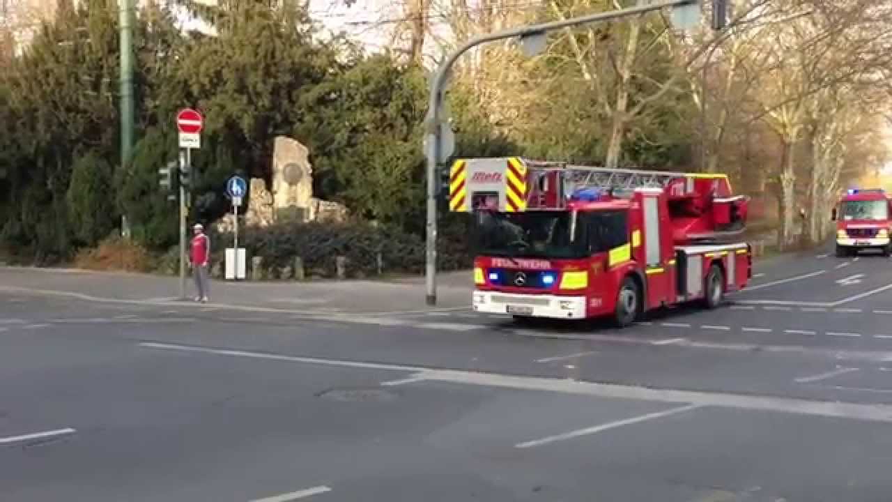 Einsatzfahrten mit Blaulicht und Folgetonhorn Würzburg
