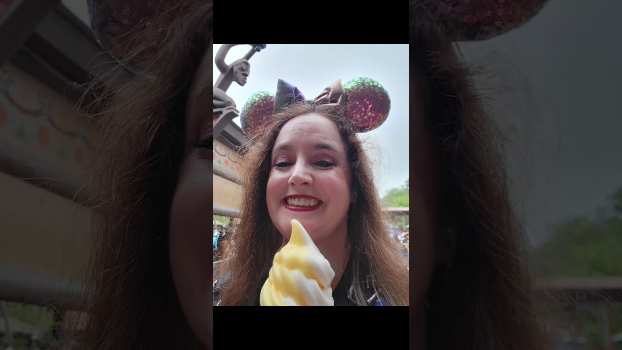 Adventureland food! Also known as an ode to Dole Whip 