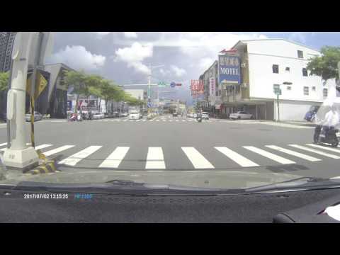 和緯育德路口車禍