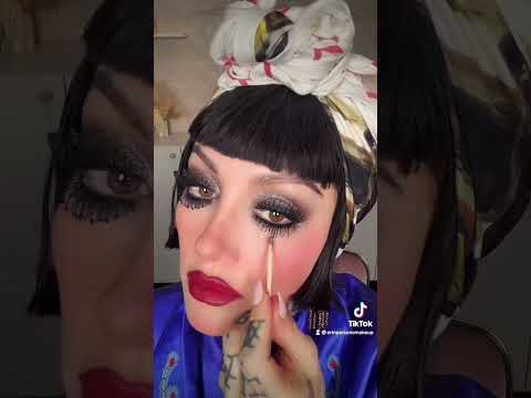 1920’s Beaded Lashes