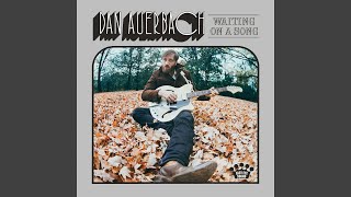 Vignette de la vidéo "Dan Auerbach - King of a One Horse Town"