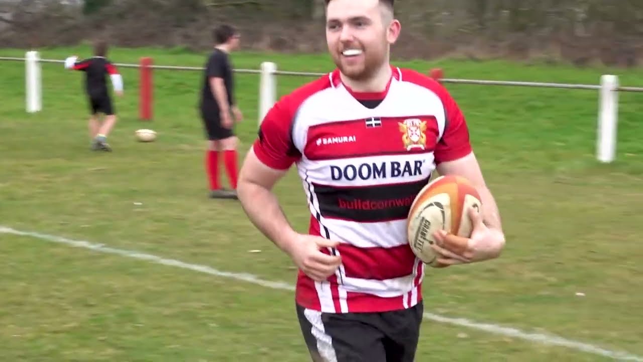 St Austell  76 7 Newton Abbott Trylights