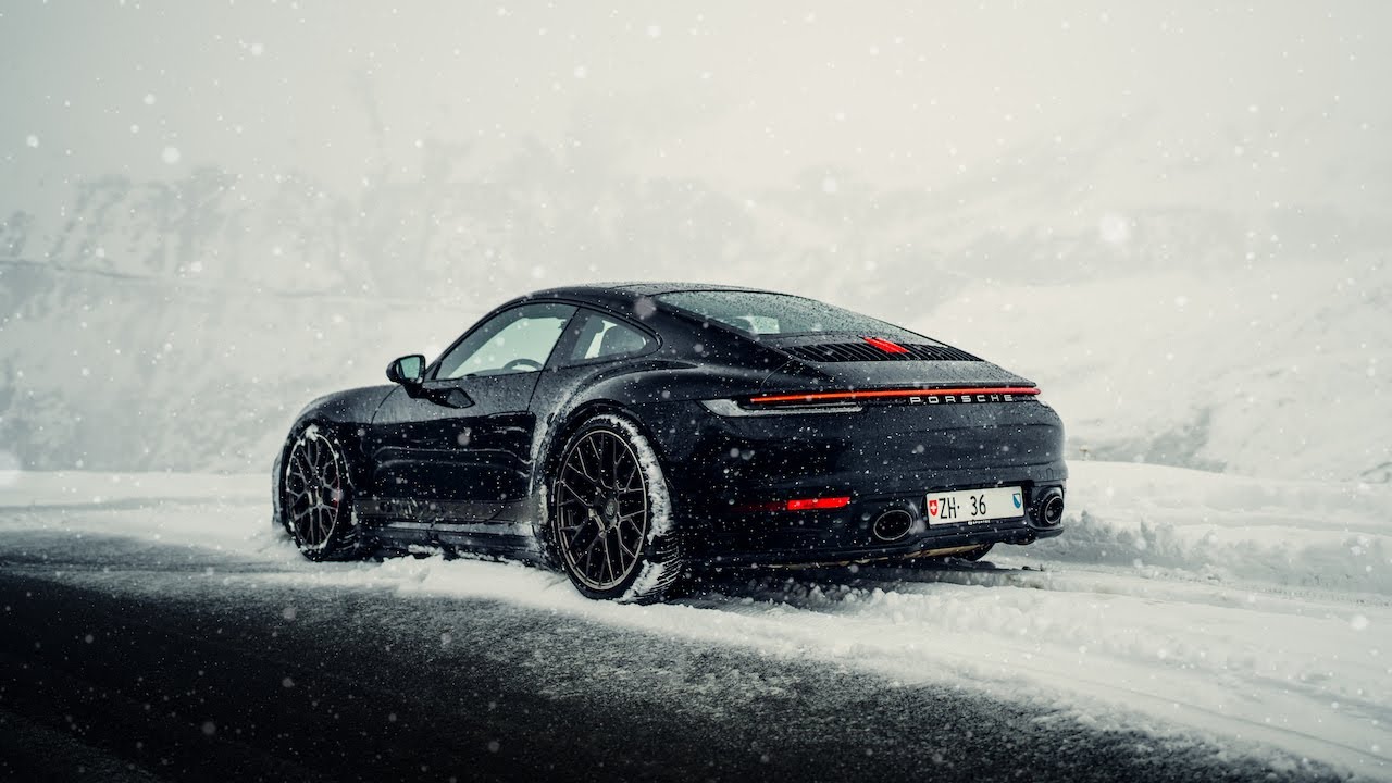 ⁣Living With A RWD Porsche 911 In Winter?