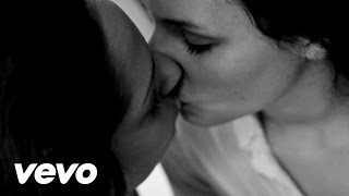 Global Deejays - Bring It Back Ft. Niels Van Gogh Resimi