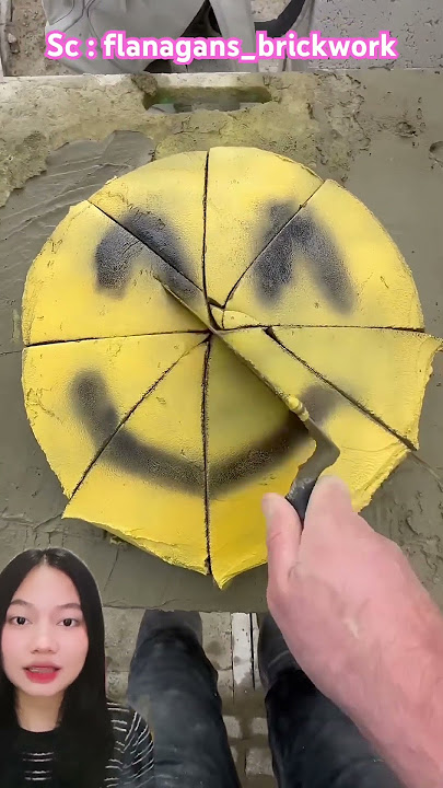 Smiley emoji shaped cake or not⁉️ flanagans_brickwork#trending #trendingshorts #fyp
