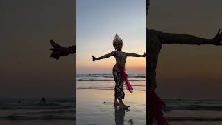 Download Lagu Everyday x la la la Dance in Bali with Nena #bali #arianagrande #dancechallenge #balineseculture MP3 Download Lagu Everyday x la la la Dance in Bali with Nena #bali #arianagrande #dancechallenge #balineseculture MP3