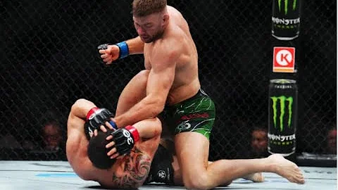 #UFC297 Pelea Gratis: Du Plessis vs Whittaker