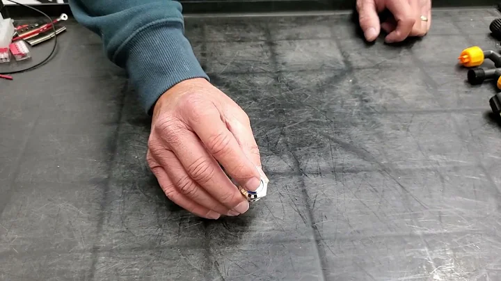 Push button on off switch version 2