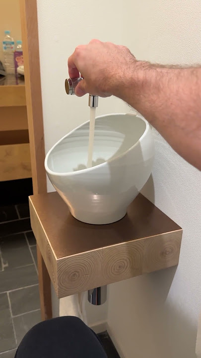 these were two of my fav hotels in kyoto, 10/10 reccomend for your next japan trip!📍