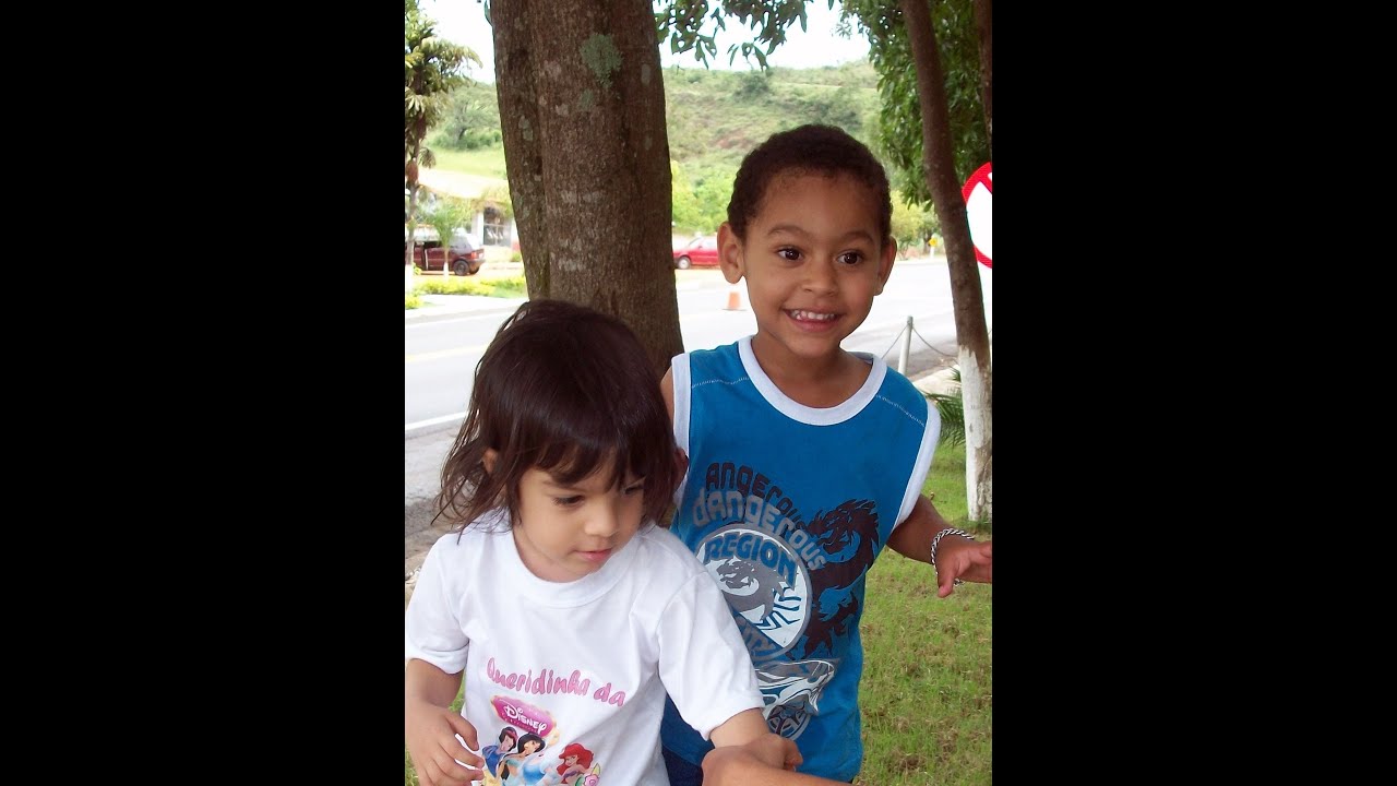 GABRIEL E GABRIELE NO  (BAZAR GURI) - YouTube