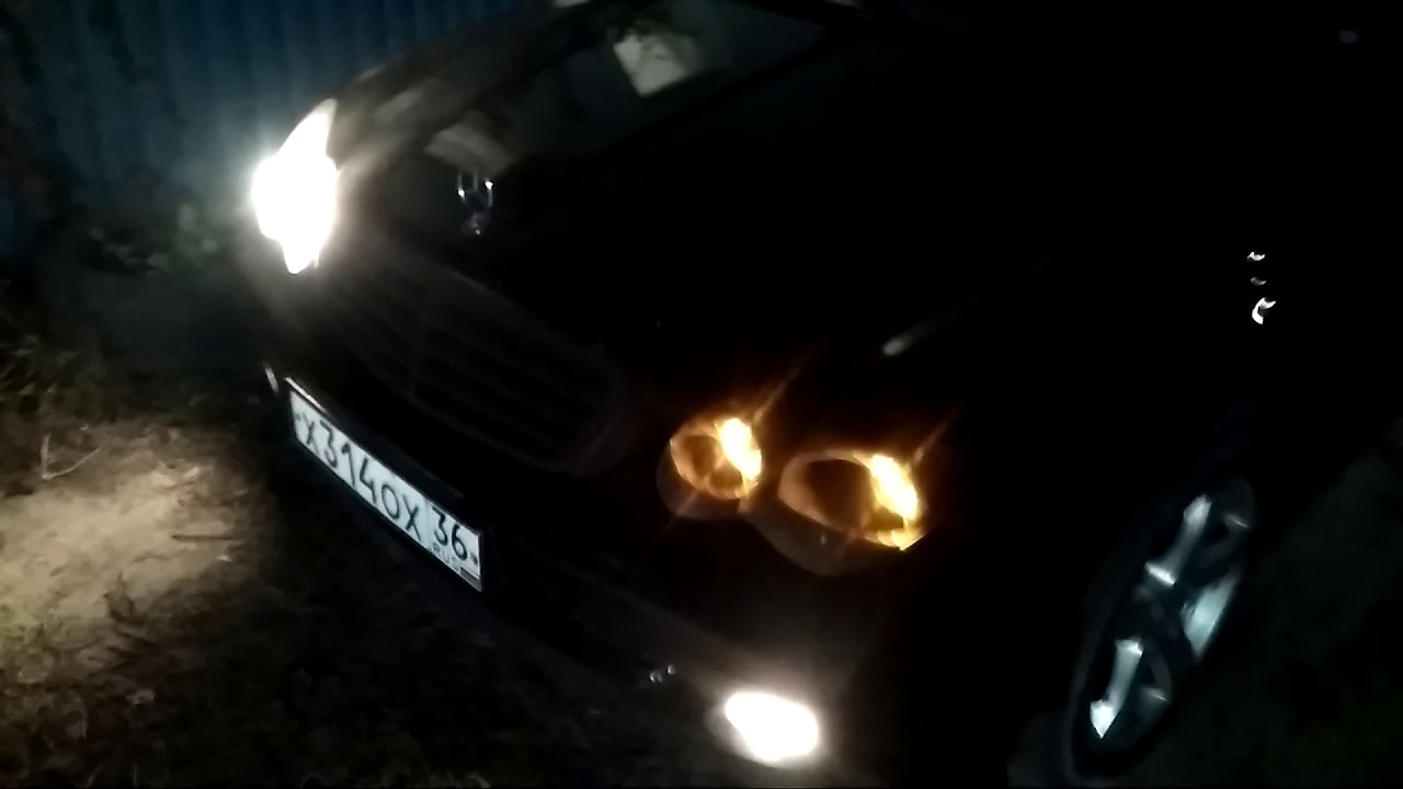 Мигает фара мерседес 203 - YouTube