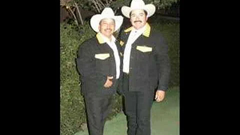 chuy vega y ernesto rocha polka idalia