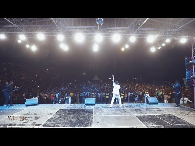 Marioo - Naogopa live performance ft harmonize Fiesta Mwanza class=