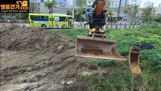 영웅건기 엥콘틸트로테이터(engcon tiltrotator) 활용 주택부지 바닥치환작업 및 골재평탄작업(엥콘구입/작업문의010-7195-6971)