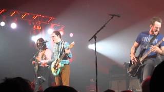 Weezer - The Greatest Man That Ever Lived - Live at Caesars Windsor 7/11/2013 chords