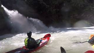 Kayaking the Upper Upper Cispus in Washington state level 660 cfs
