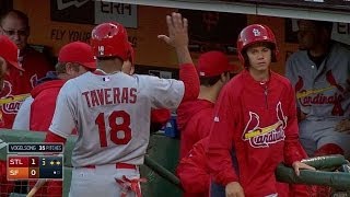 STL@SF: Carpenter sends an RBI single up the middle
