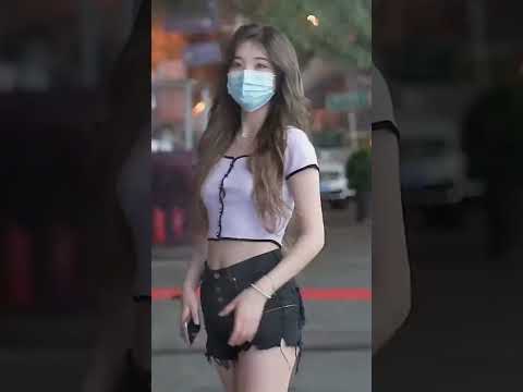 The hottest shorts of sexy Internet celebrity beauties, street photography #shorts #sexy #beauties