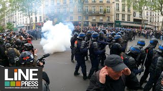 Défilé du 1er mai. Incidents entre le black bloc et la police / Paris - France 01 mai 2024