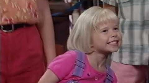 Sing And Dance Credits Comparison (Screener vs. Final Version) (V2) (1999 Version) Part 41