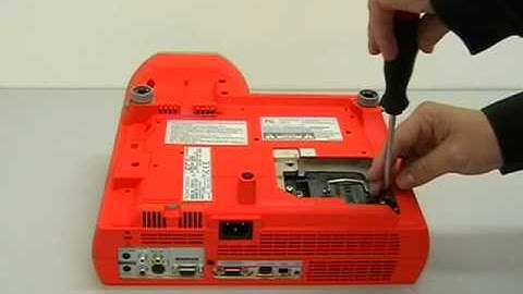 Changing a Projector Bulb