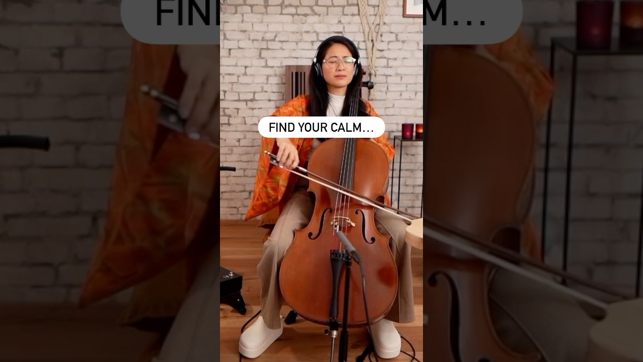 Happy Waxing Gibbous Moon 🌔🩷🎻🧘🏻&zwj;♀️ Enjoy, and find your calm! (Next live-stream is 31 July)