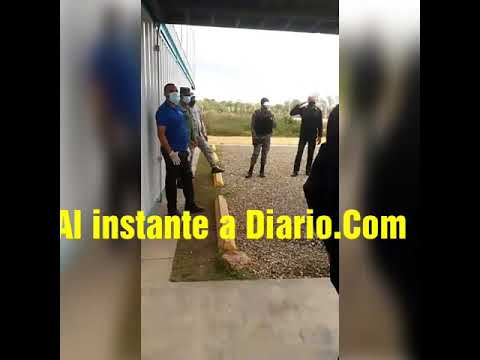 Danilo Medina, visita la cárcel Modelo en Guerra.. andaba solo ...