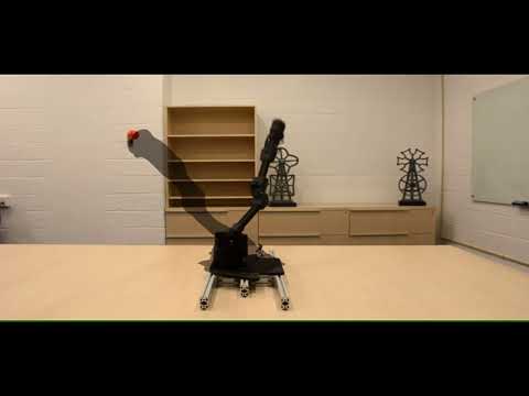 A robot learns to imagine itself