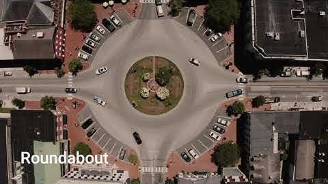 Parameter Adjustments in POMDP-Based Trajectory Planning for Unsignalized Intersections