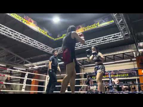 Saowalak PorThaiSong VS Namthip SorAnuCha Muay Thai Fight