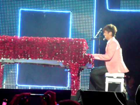 14-02-2009 羅志祥漁人碼頭慶功演唱會_月亮代表我的心