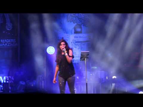 Ninaithu ninaithu parthal by Shreya ghoshal