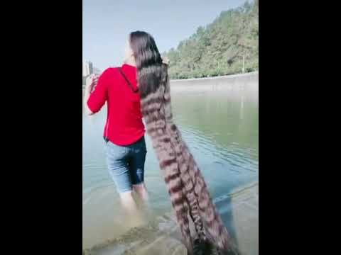 Video: Mất bao lâu để làm bím tóc siêu nhỏ?