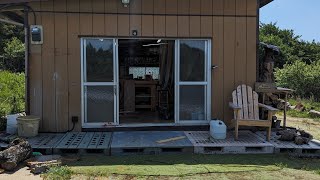 Shop tour video. This shop is a work in progress. I have been slowly collecting tools for 10+ years.