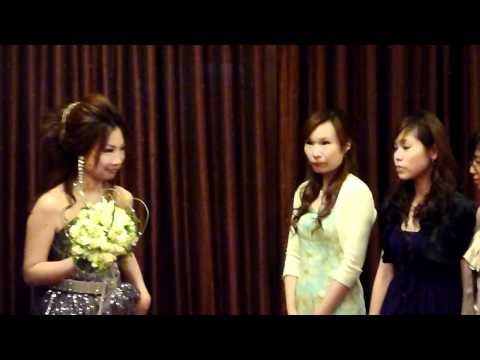 明修與雅柔結婚之喜-丟捧花
