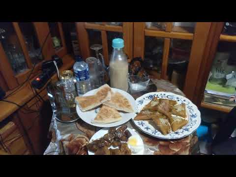 توابت وعادت مغربية لأننا وطنيين احرار و لسنا خونة اسى الخراز يكفي المائدة في ارض الغربة والشاي