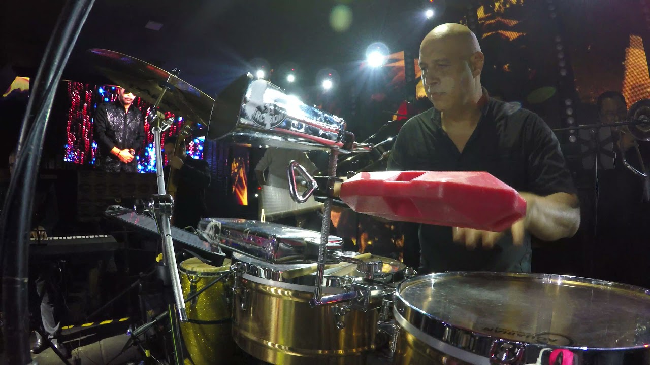 Como se Queda -Willie Gonzalez Living 2021