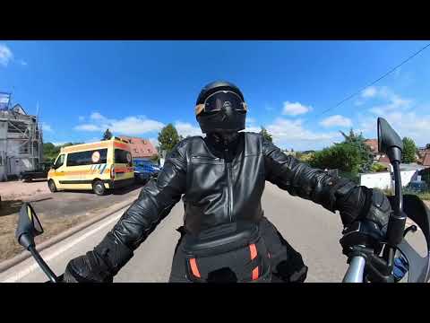Moto Guzzi V85TT-