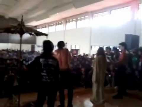 Perjamuan Terakhir - Satan Di Pucuk Kalvari