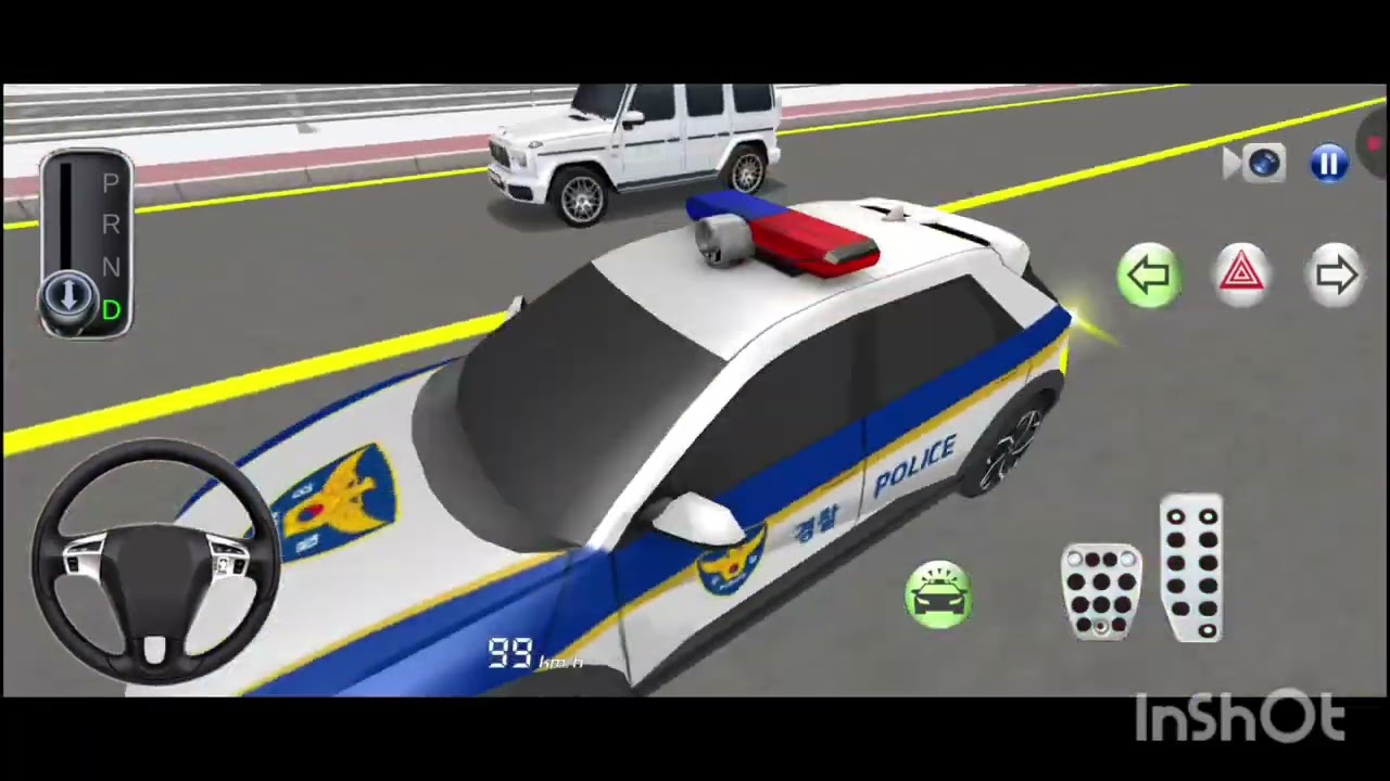 Car ripiyarig N washing police car 