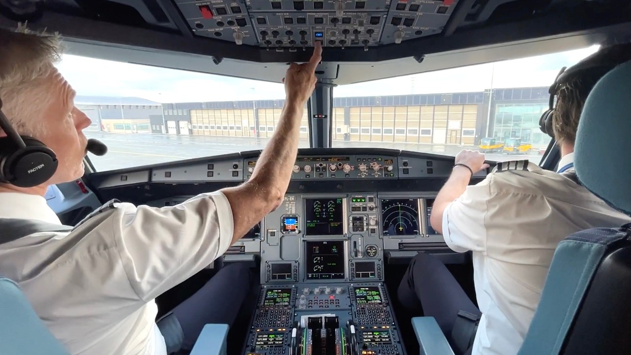 Airbus RETARD Call Stuck Until The Gate