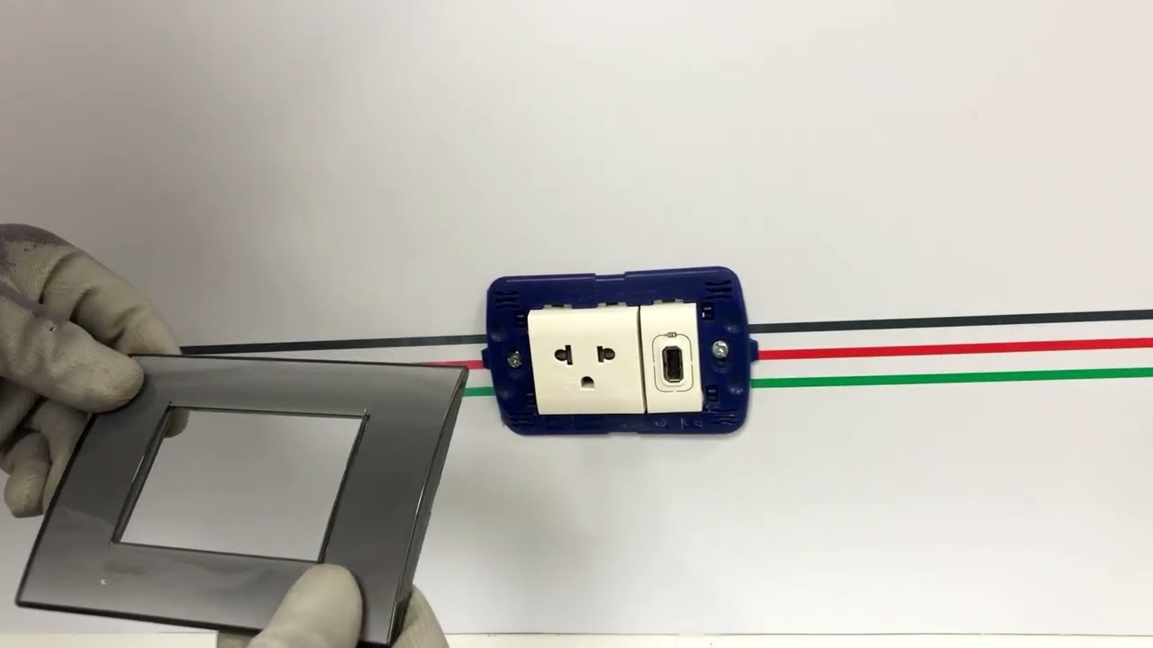 Integrando los cargadores USB en los enchufes