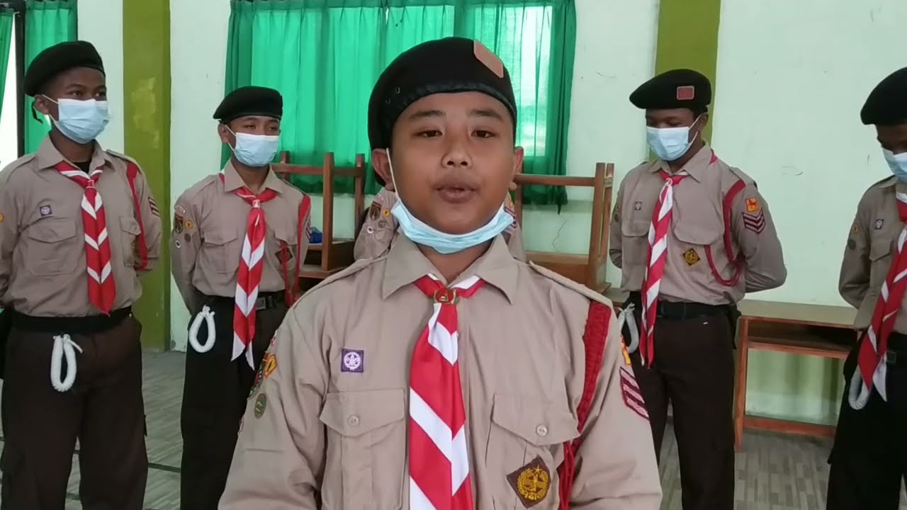 PIONERING bentuk alat transportasi Dokar oleh Gudep 07.065 SMP N 2 PAMOTAN